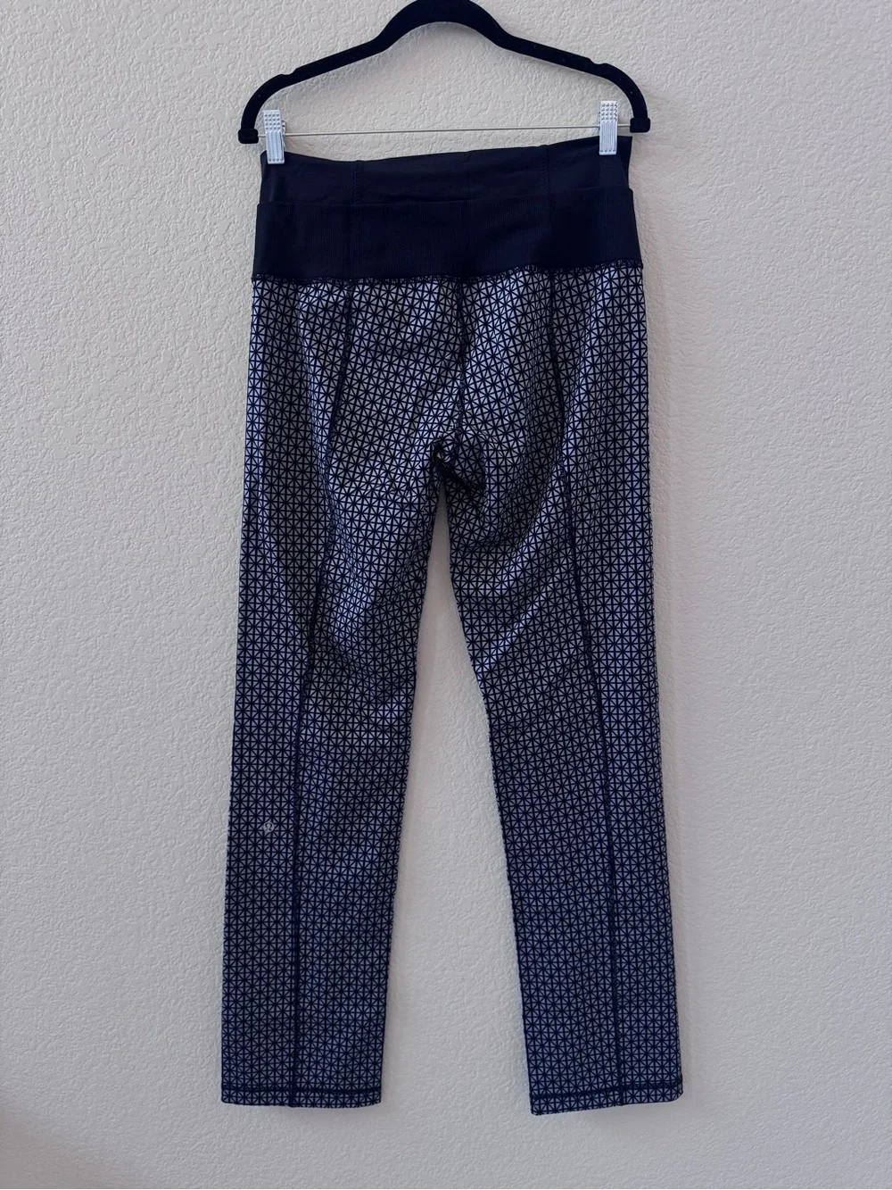 Lululemon Straight Up Pant Tri Geo Silver Spoon Black Womens Size 10